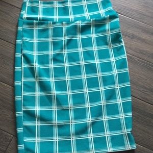 Lularoe Cassie skirt